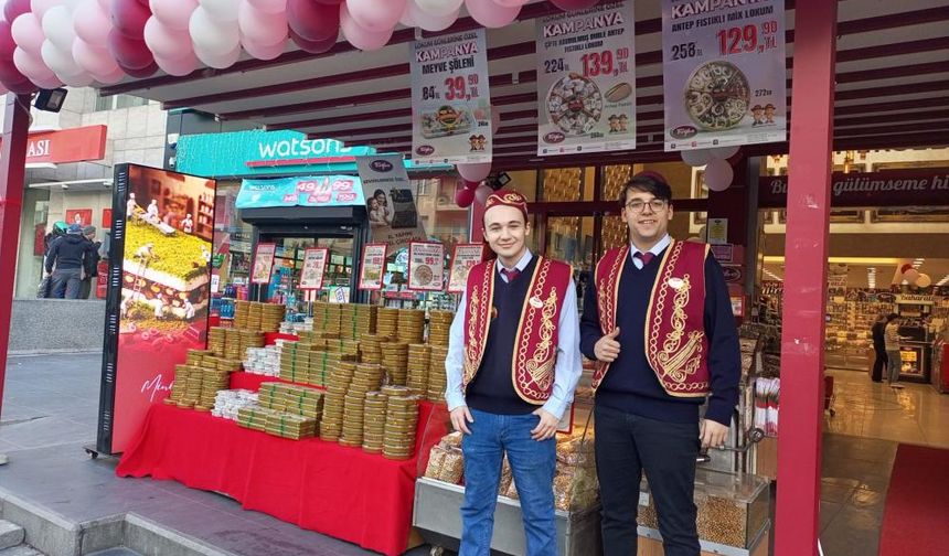 Tuğba’nın ‘Geleneksel Lokum Günleri’ başladı