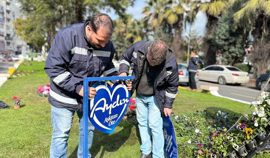 Büyükşehir'den kente 'Sevgililer Günü' dokunuşu