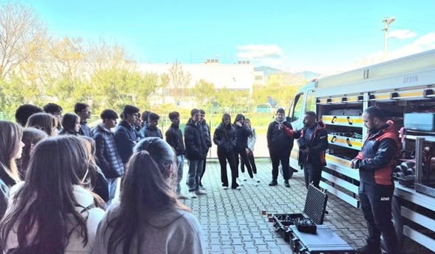 AFAD Aydın'da farkındalık eğitimleri sürüyor