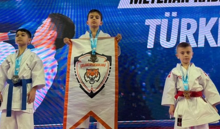 Nazillili Eralp Türkiye Şampiyonu oldu