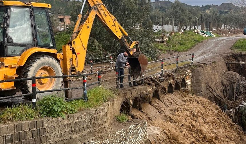 Sultanhisar Belediyesi’nden taşan kurutma kanalına hızlı müdahale