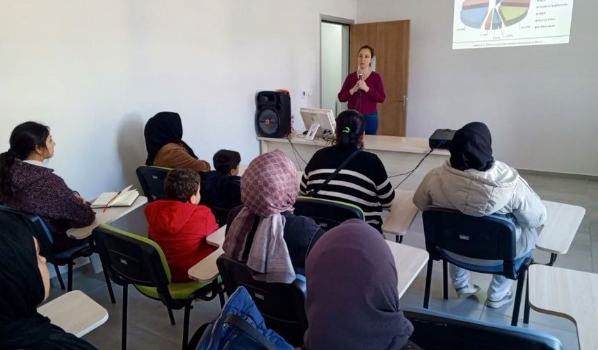 Nazilli'de kadınlar sağlık konusunda bilgilendirildi