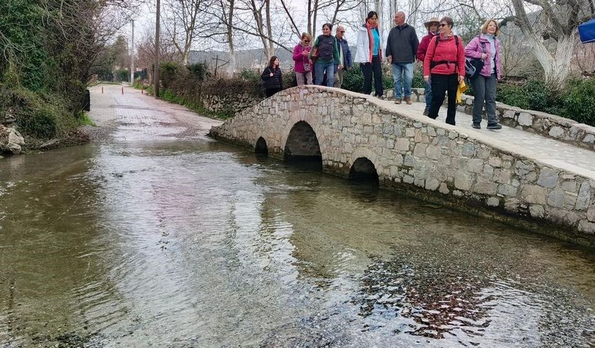 Doğaseverler su kaynaklarına dikkat çekti