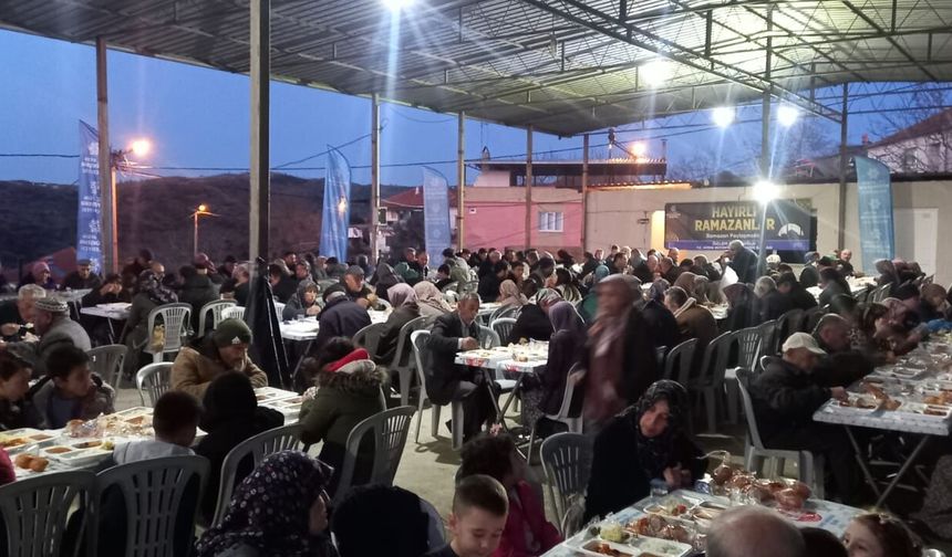Başkan Çerçioğlu binlerce vatandaşı her gün iftar sofralarında buluşturuyor
