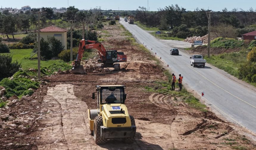 Başkan Çerçioğlu’ndan Akbük’te yol yenileme çalışması