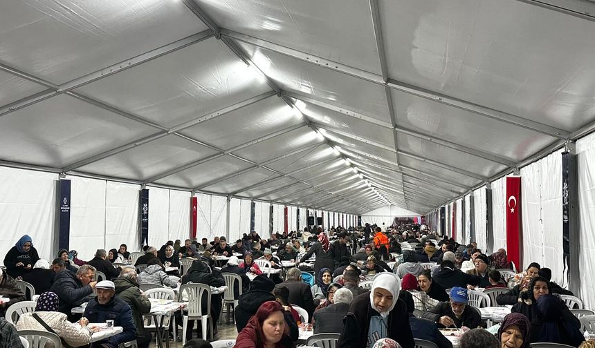 Başkan Çerçioğlu binlerce vatandaşı her gün iftar sofralarında buluşturuyor
