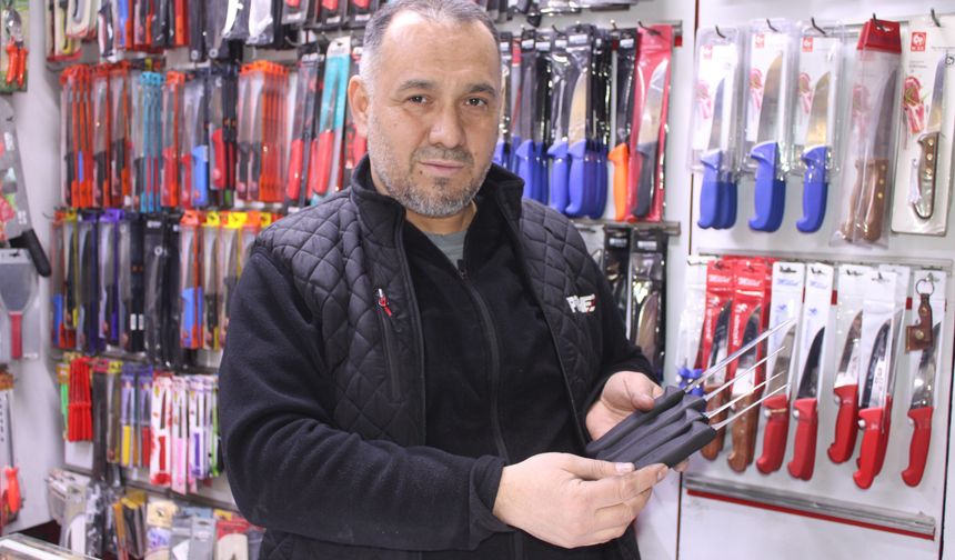 Fileto bıçakları elinde yeniden şekilleniyor