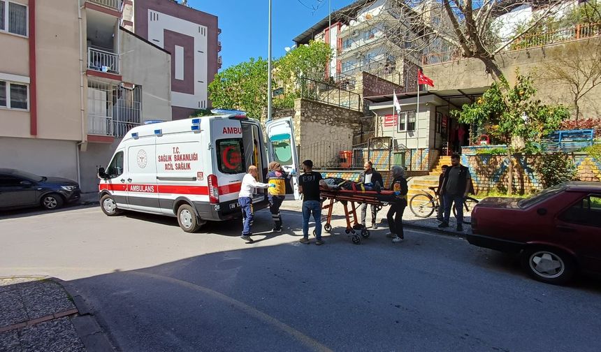 Ot toplamak istedi, 5 metreden aşağı düştü