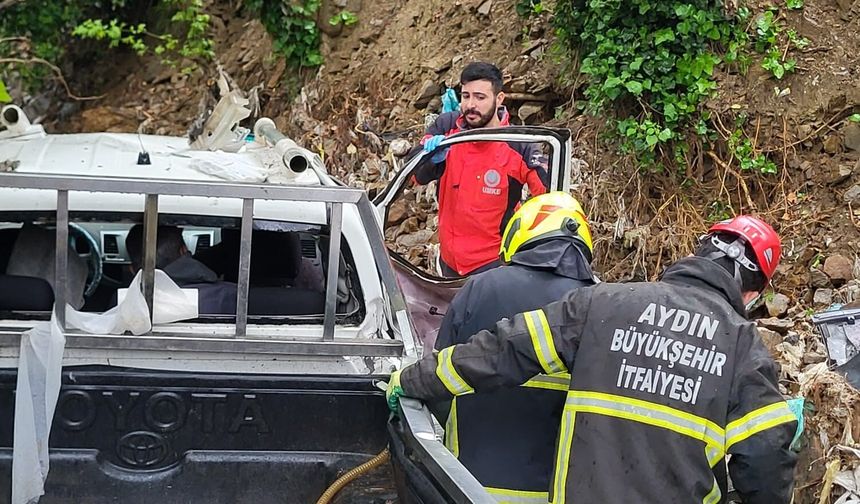 Nazilli’de kamyonet dere yatağına düştü: 2 yaralı