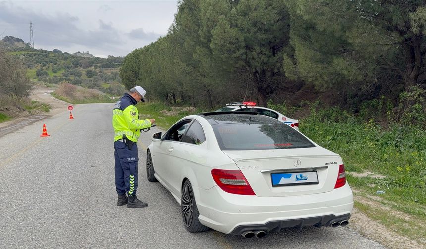 Aydın’da Çember operasyonunda 55 aranan şahıs yakalandı