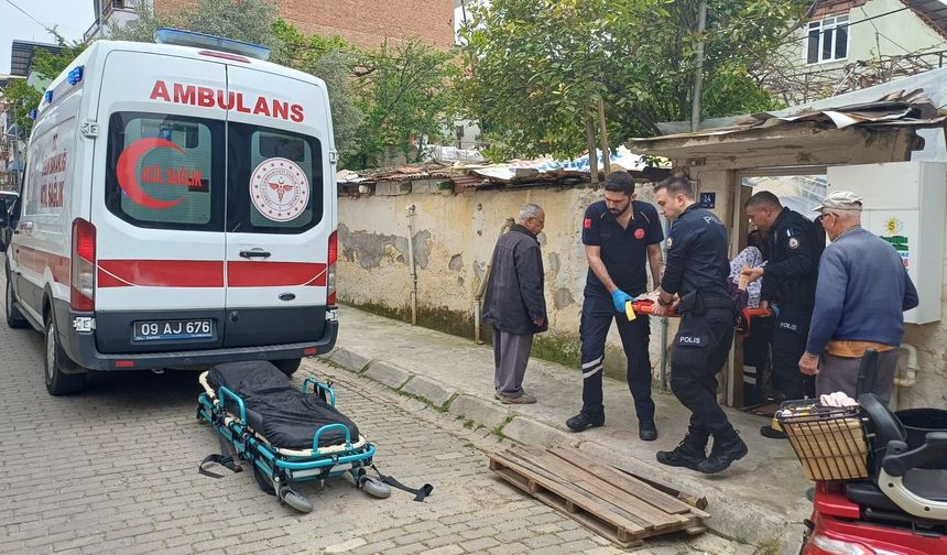 Evin bahçesinde düşen yaşlı kadın için ekipler seferber oldu