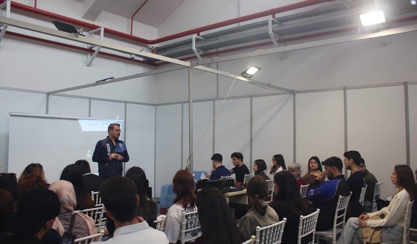 Aydın’da öğrencilere Siber Güvenlik Eğitimi