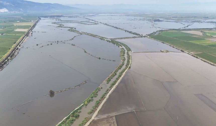 Taşkının izleri havadan görüntülendi
