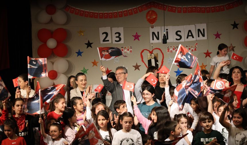 Nazilli’de çocuklar sahnede yıldız gibi parladı