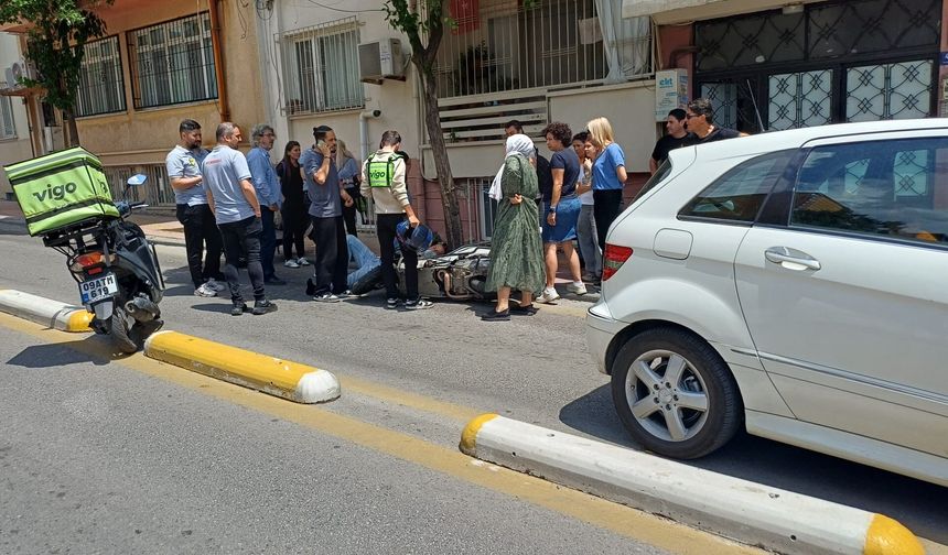 Karşı şeride geçen otomobil ile motosiklet çarpıştı: 1 yaralı