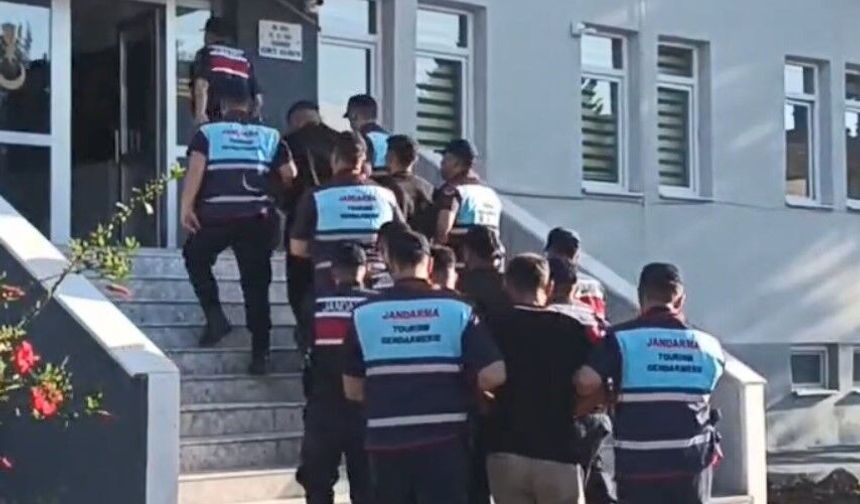 Düğünde havaya ateş açan 6 kişi gözaltına alındı