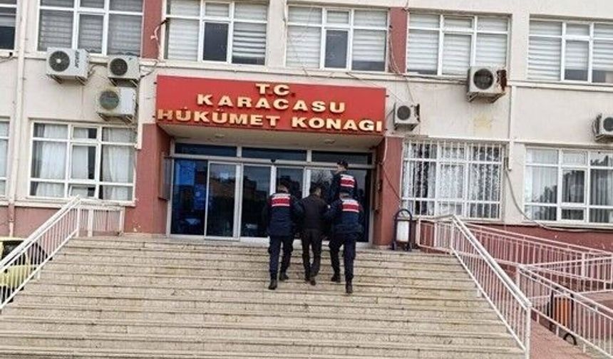 Karacasu’da ruhsatsız silahlar ve tarihi eserler ele geçirildi
