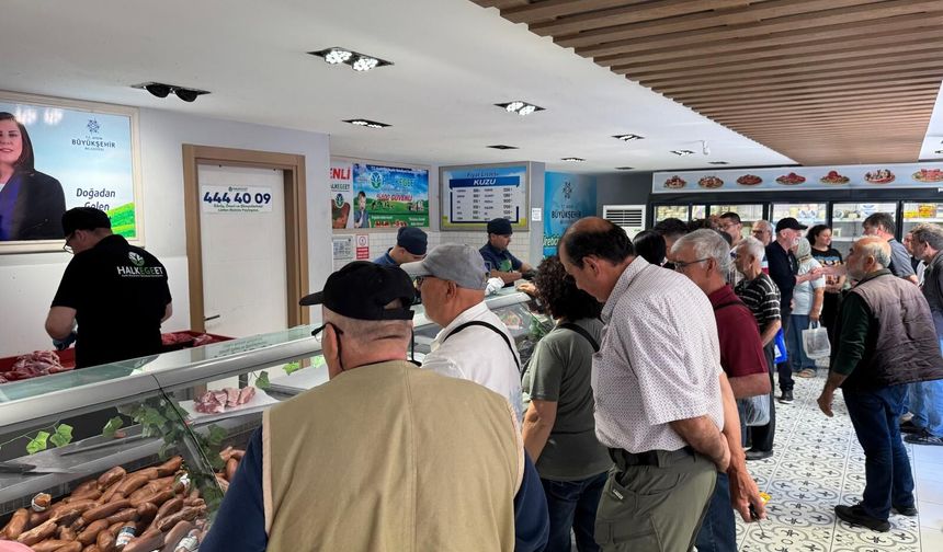 Nazilli’de Halk Ege Et’e yoğun ilgi