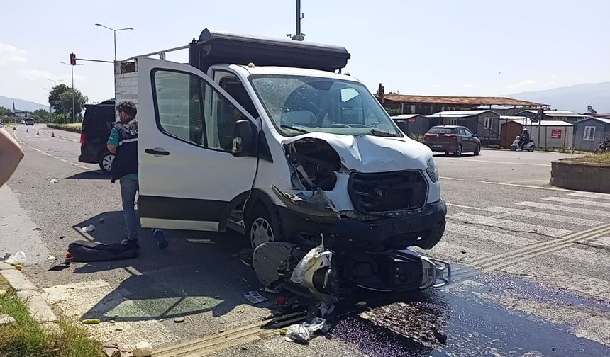 Nazilli’de yürekleri ağza getiren kaza.. Yaralılar Aydın’a sevk edildi