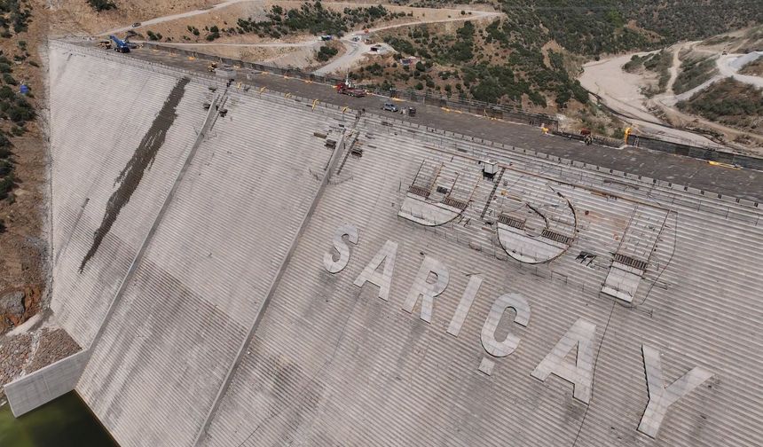 Sarıçay Barajı’nda çalışmalar sürüyor