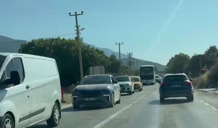 Milli park dönüşü trafik yoğunluğu oluştu