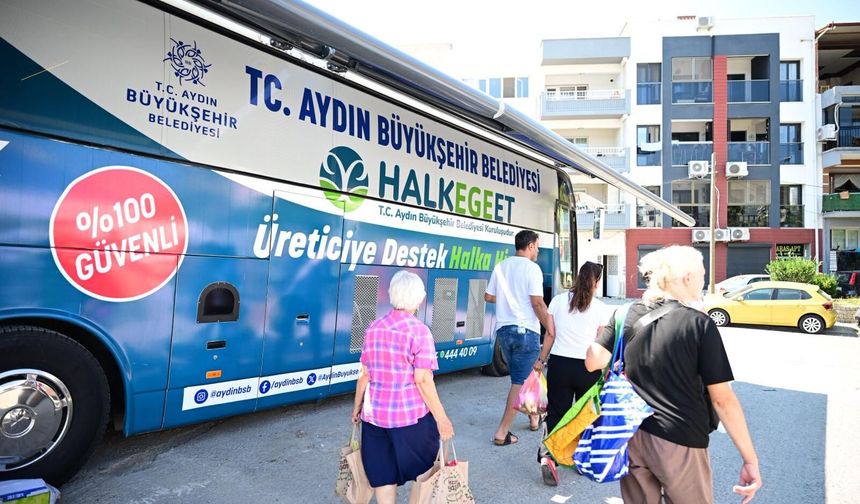 Başkan Çerçioğlu mobil hizmetleri Kuşadası’nda vatandaşlarla buluşturdu