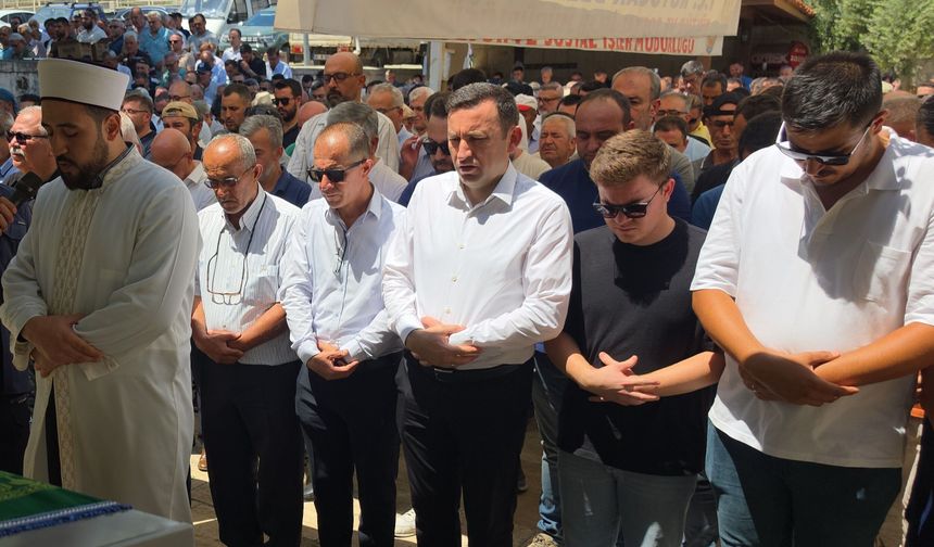 Başkan Doğanca'nın annesi son yolculuğuna uğurlandı