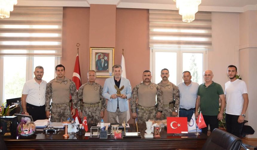 AYESOB'a Polis Özel Harekat'tan ziyaret