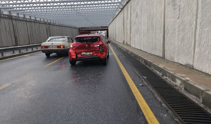 Yağış kazaları da beraberinde getirdi