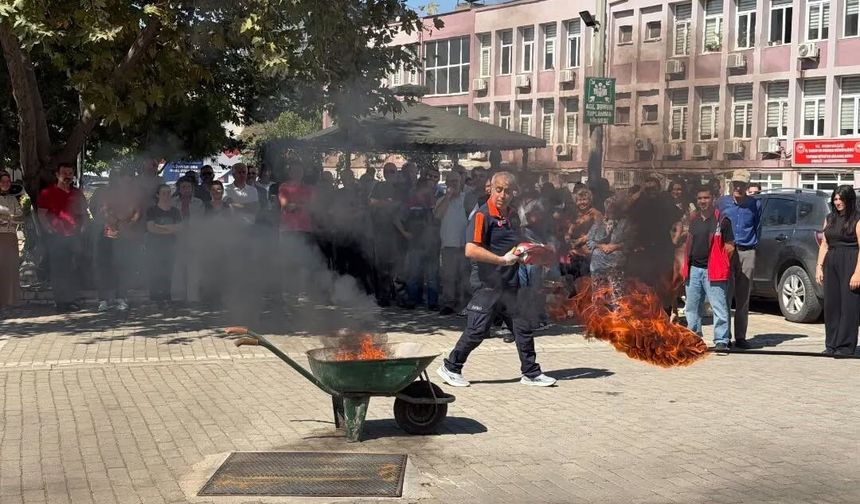 Tarım müdürlüğünde yangın ve deprem tatbikatı