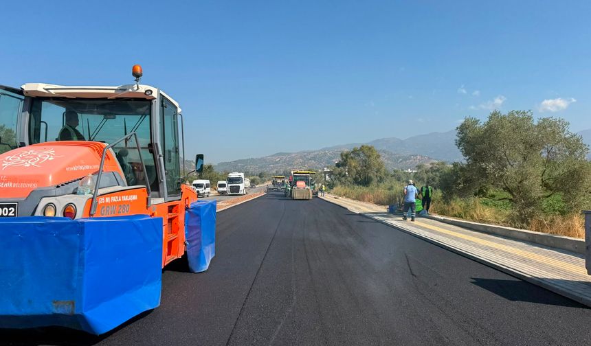 Başkan Çerçioğlu Aydın’ın dört bir yanında yol yapım ve yenileme çalışmalarını sürdürüyor