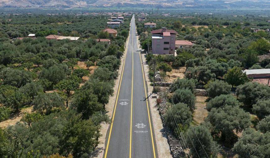 Başkan Çerçioğlu’ndan Kuyucak’ta yol yenileme çalışması