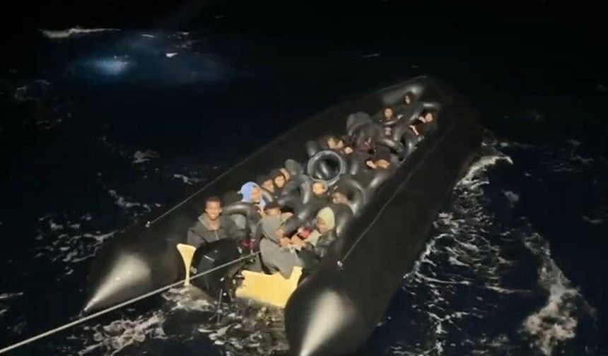İHA tespit etti, 34 düzensiz göçmen yakalandı
