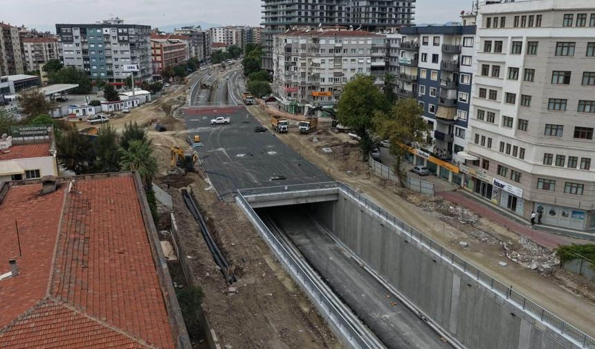 Aydın Yeni Dörtyol Köprülü Kavşağı'nda çalışmalar sürüyor