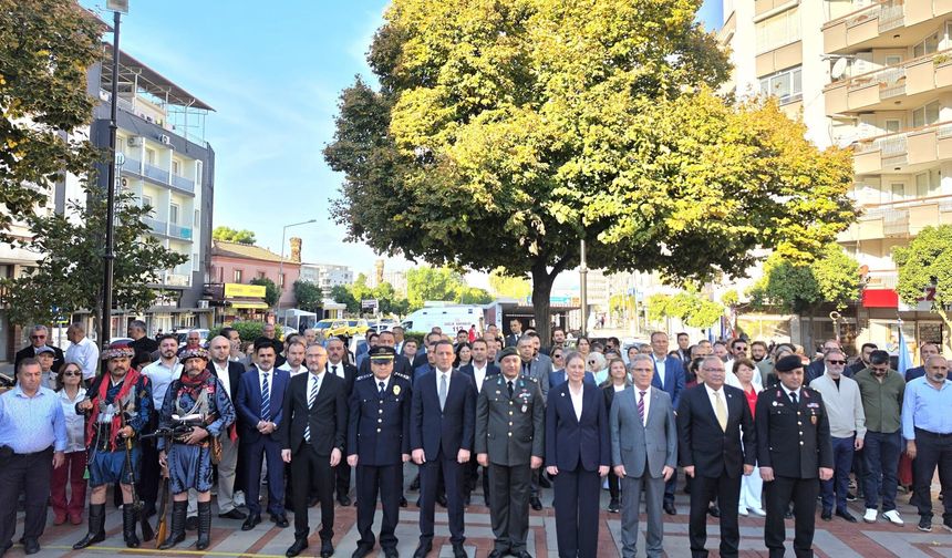 Nazilli Ata’sını andı! Atatürk’ün Nazilli’ye gelişinin 89’uncu yıl dönümü törenlerle kutlandı