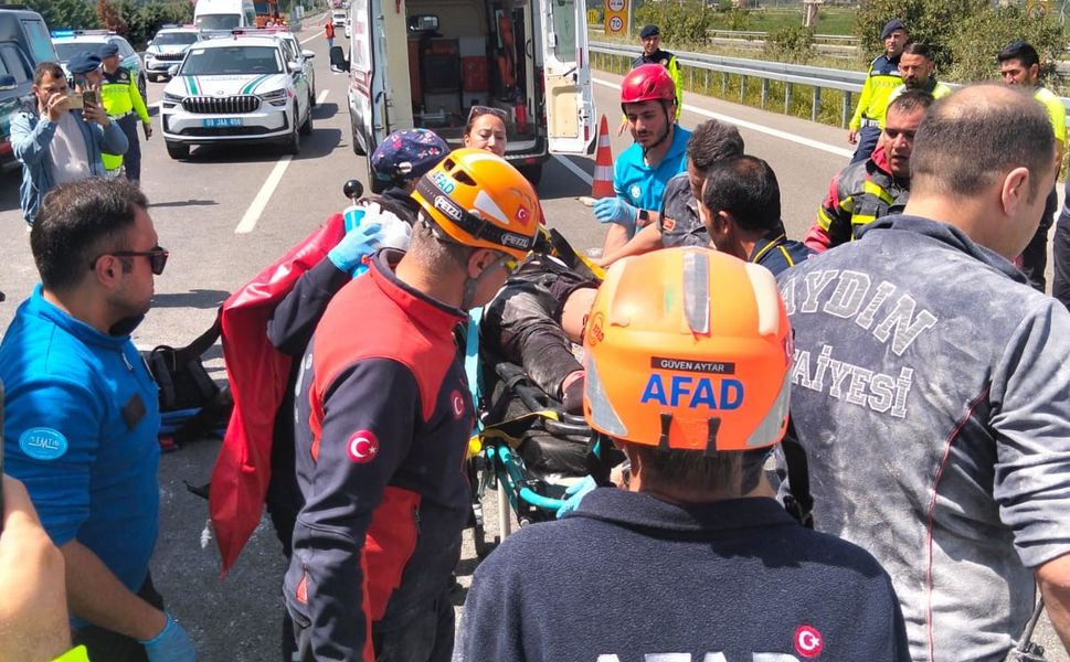 Aydın'da tırlar birbirine girdi: 1 yaralı