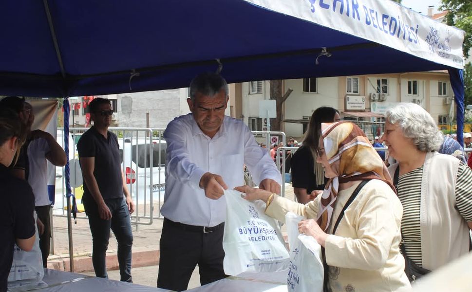 Aydın Büyükşehir Belediyesi’nden Sultanhisar’da 30 Bin Fide Dağıtımı