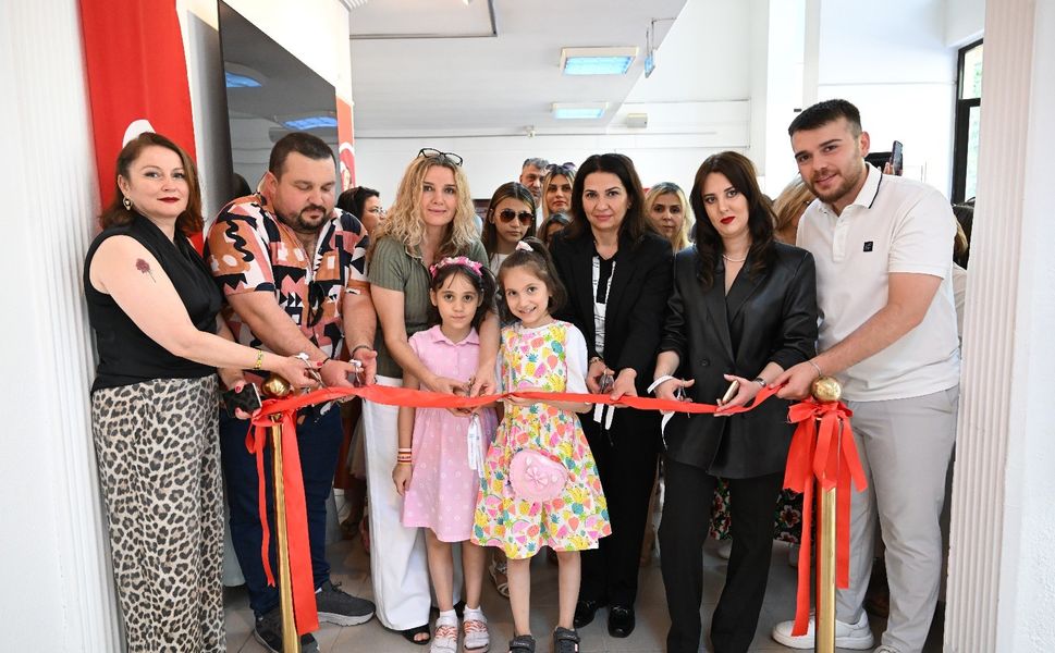 Aydın'da sanatın renkleri yıl sonu sergisinde buluştu