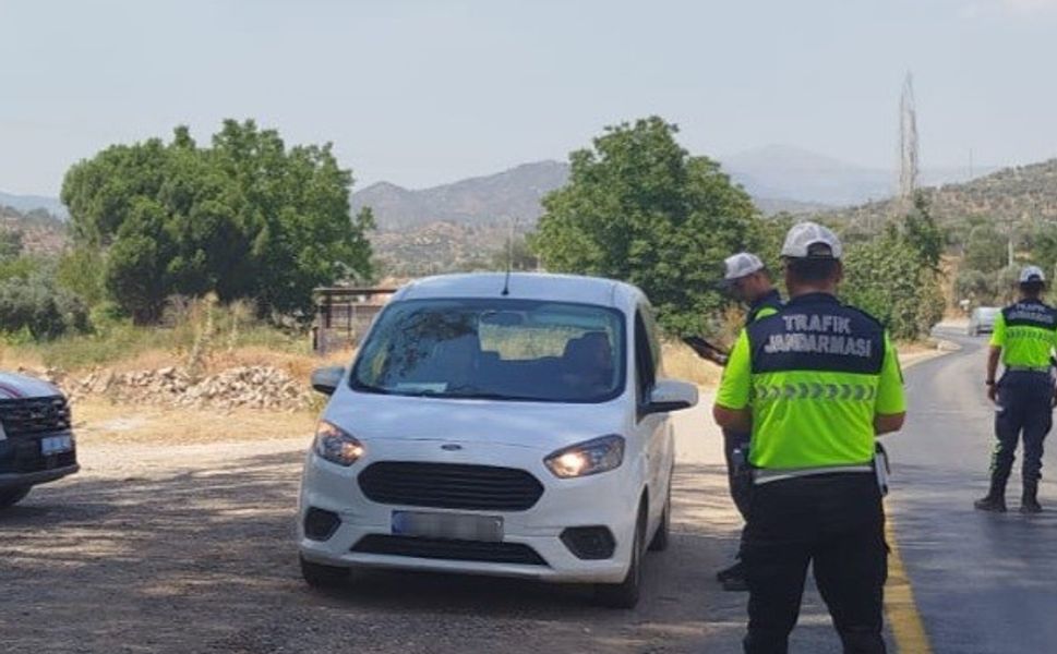 Aydın'da jandarma ekiplerinden 'huzur ve güven' uygulaması