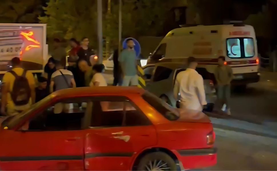 Otomobil ile motosiklet çarpıştı: 2 yaralı