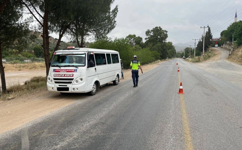 Aydın’da jandarmadan trafik denetimi