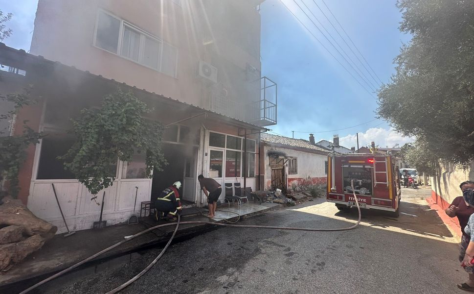 Nazilli'deki ekmek fırınında çıkan yangın panikletti