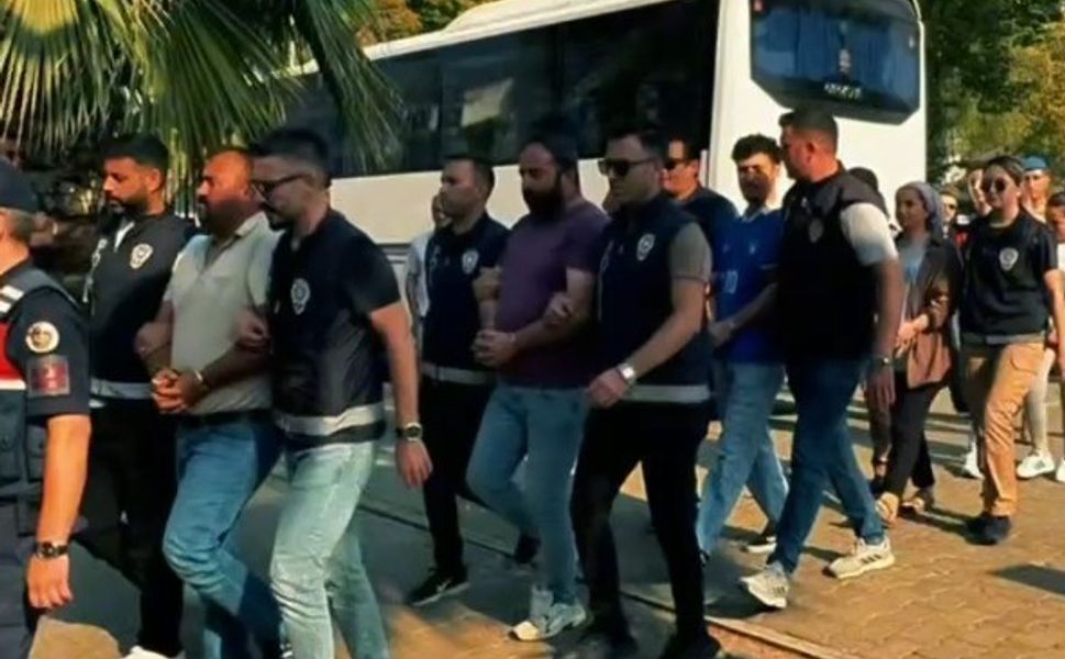 Aydın merkezli 'Dallas Çetesi' operasyonu: 13 tutuklama