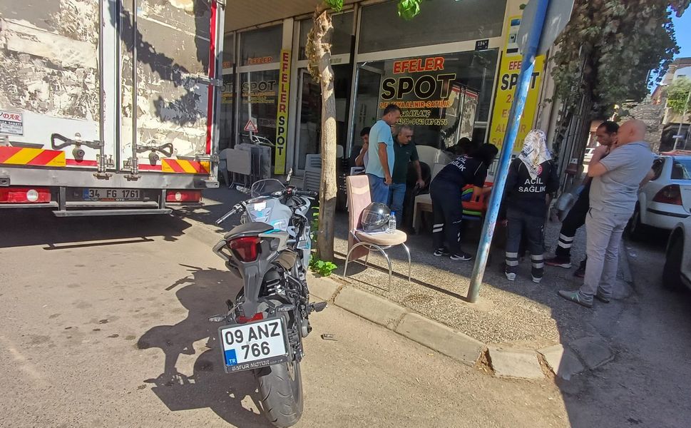 Motosikletle otomobil çarpıştı: 1 yaralı