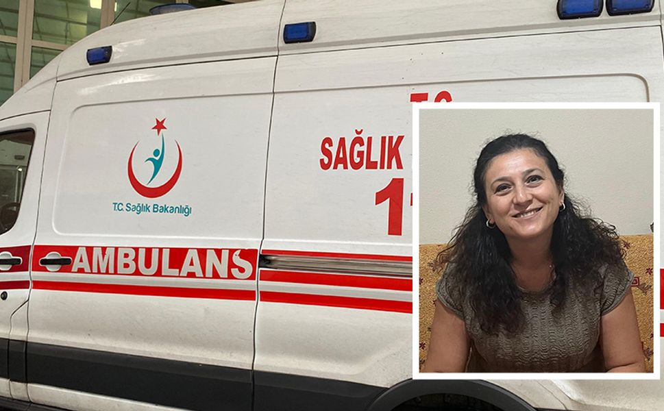 Seyir halindeki minibüsten düşen ebe hayatını kaybetti