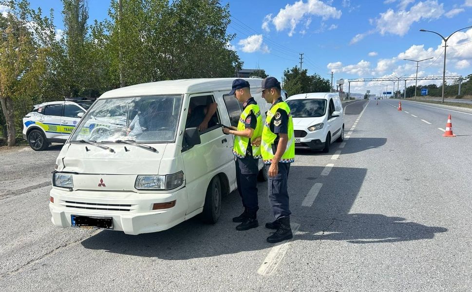 Jandarmadan Kalkan uygulaması: 9 kişi yakalandı