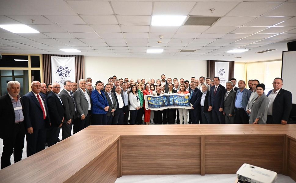 Başkan Çerçioğlu Efelerli muhtarlar ile bir araya geldi