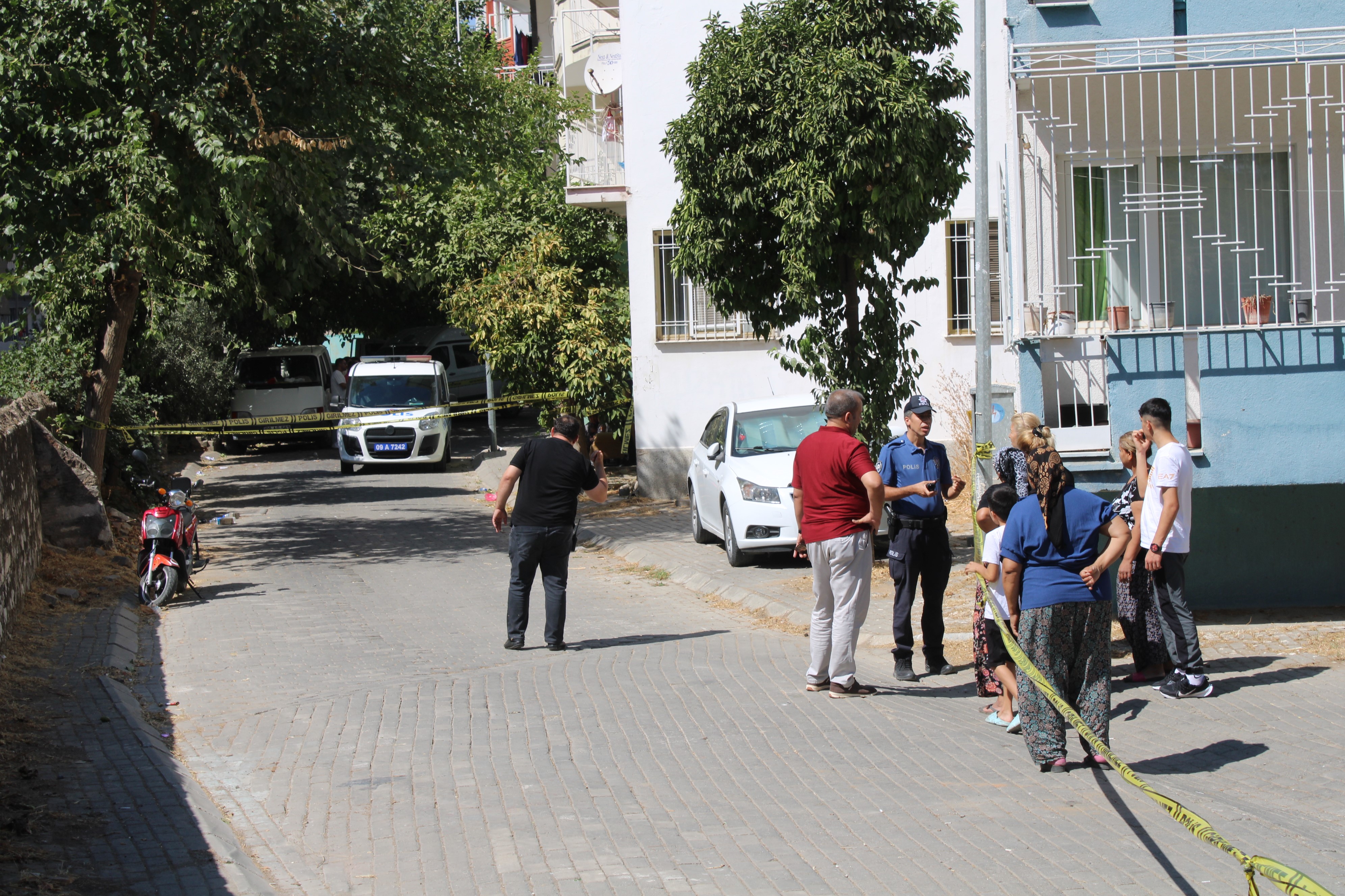 Aydın Didim’de 27 Yaşındaki Kadının Cansız Bedenini Çocukları Buldu (3)