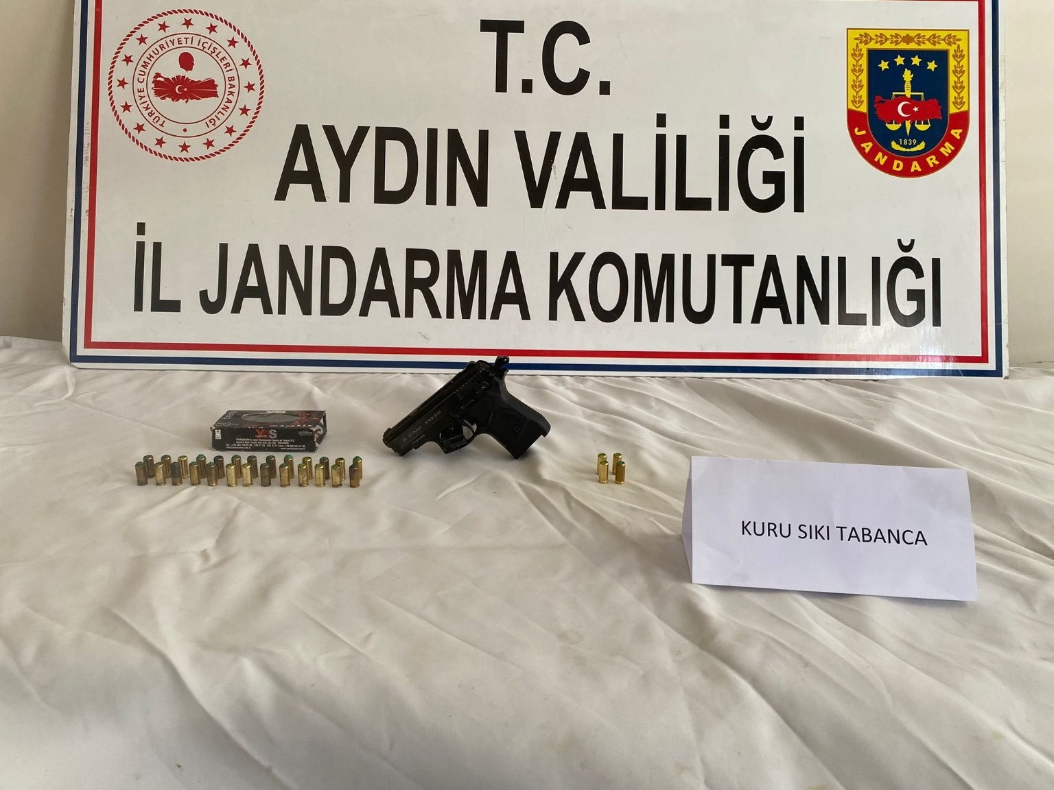 Aydın'da Mercek 26 Operasyonu 10 Şüpheli Gözaltında (3)