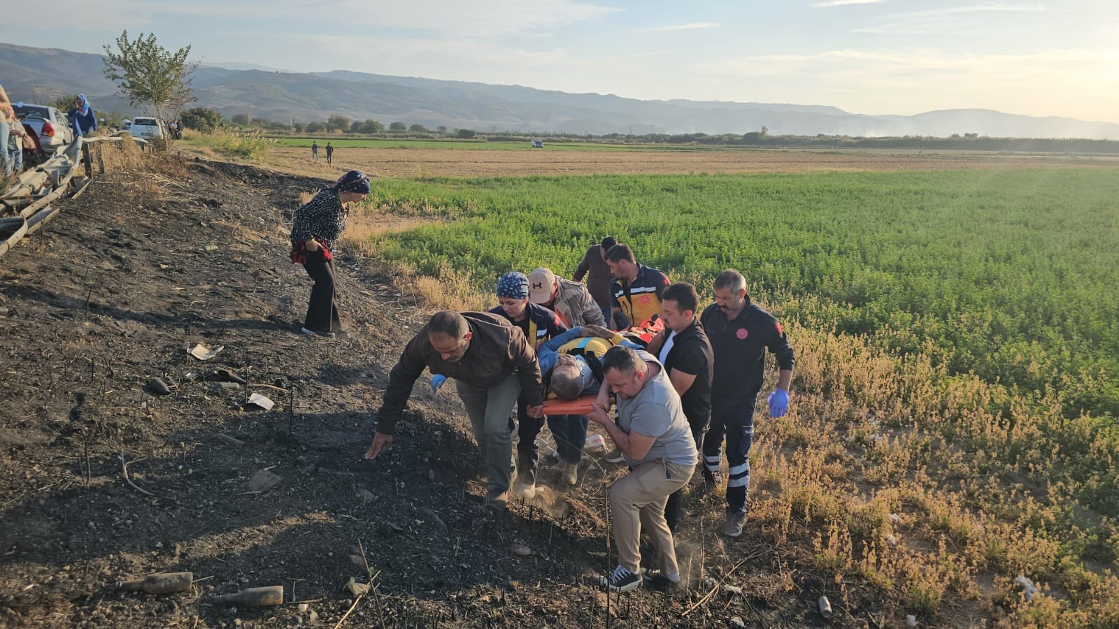 Aydın Yenipazar’da Otomobil Ve Motosiklet Peş Peşe Kaza Yaptı (6)